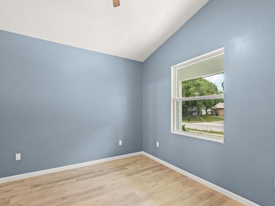 На продажу: $309,000 (3 спален, 2 ванн, 1132 Квадратных фут)