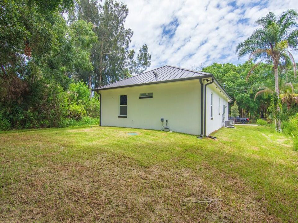 На продажу: $309,000 (3 спален, 2 ванн, 1132 Квадратных фут)