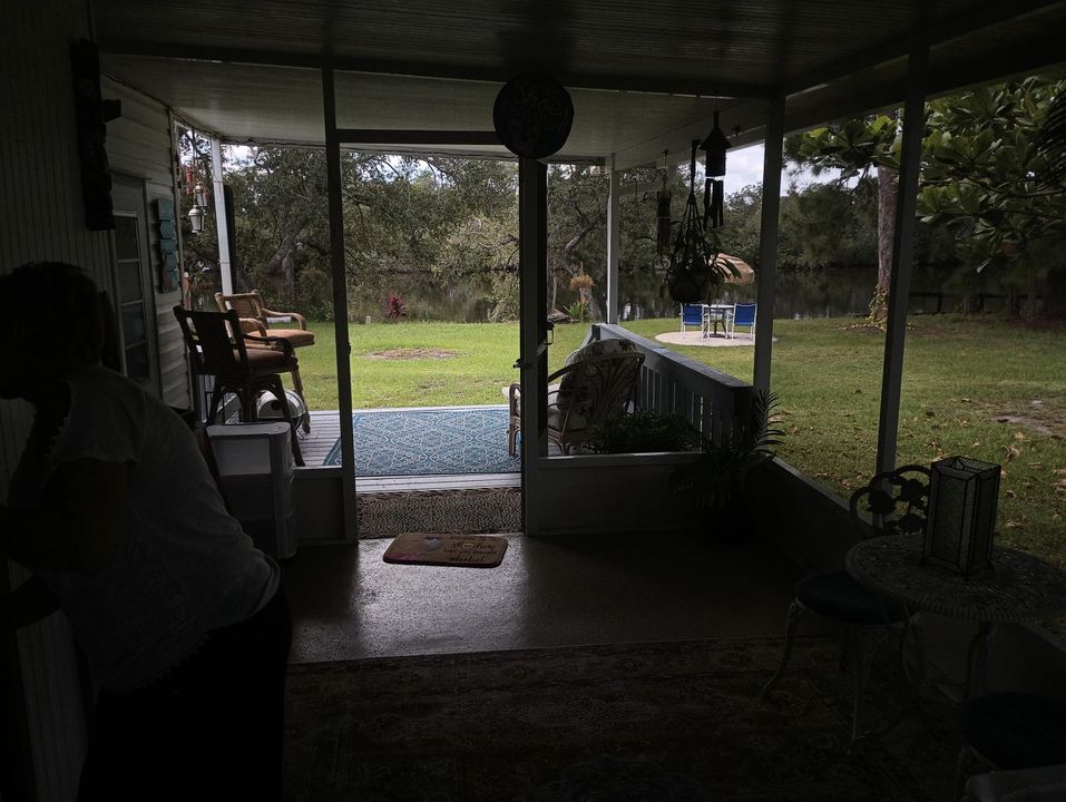 For Sale: $92,500 (2 beds, 2 baths, 1248 Square Feet)