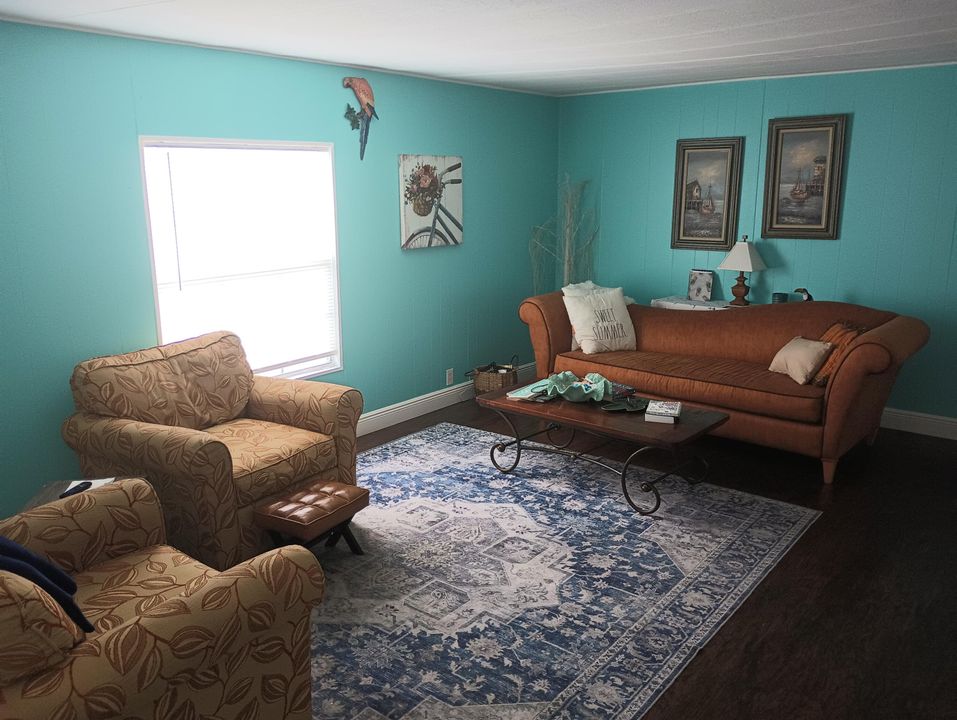 For Sale: $92,500 (2 beds, 2 baths, 1248 Square Feet)