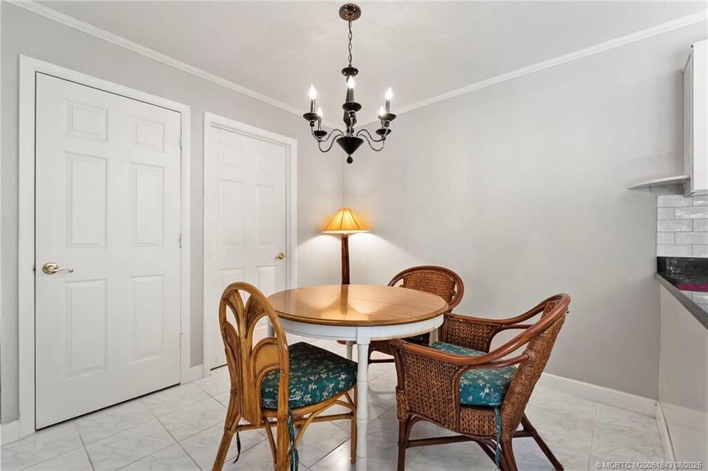 Под контрактом: $289,000 (3 спален, 3 ванн, 1512 Квадратных фут)