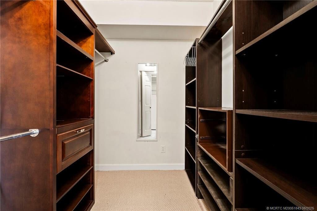 Под контрактом: $289,000 (3 спален, 3 ванн, 1512 Квадратных фут)