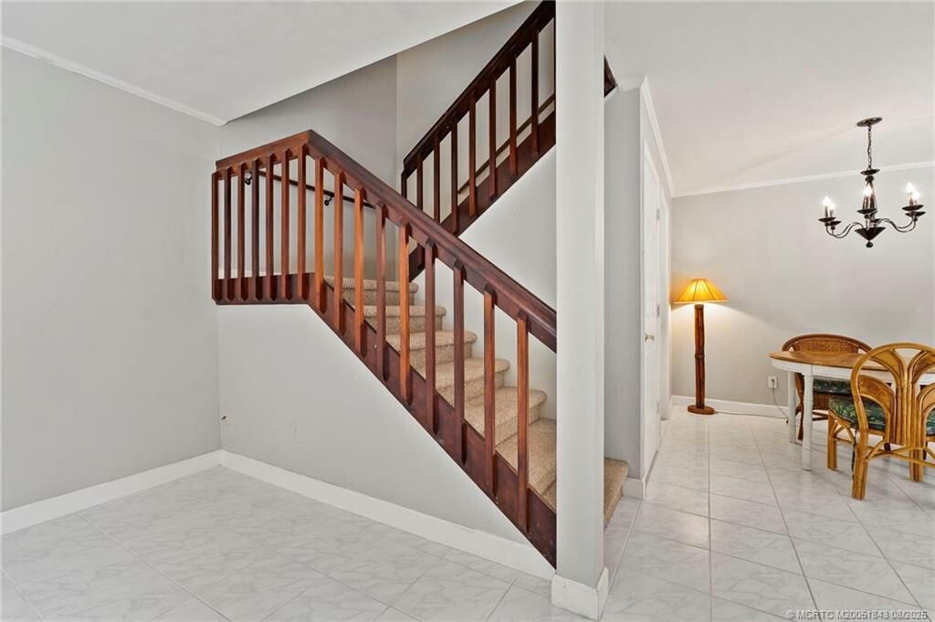 Под контрактом: $289,000 (3 спален, 3 ванн, 1512 Квадратных фут)