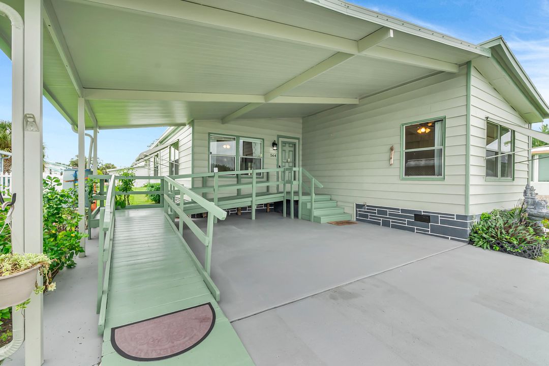 Recently Sold: $141,589 (2 beds, 2 baths, 1013 Square Feet)