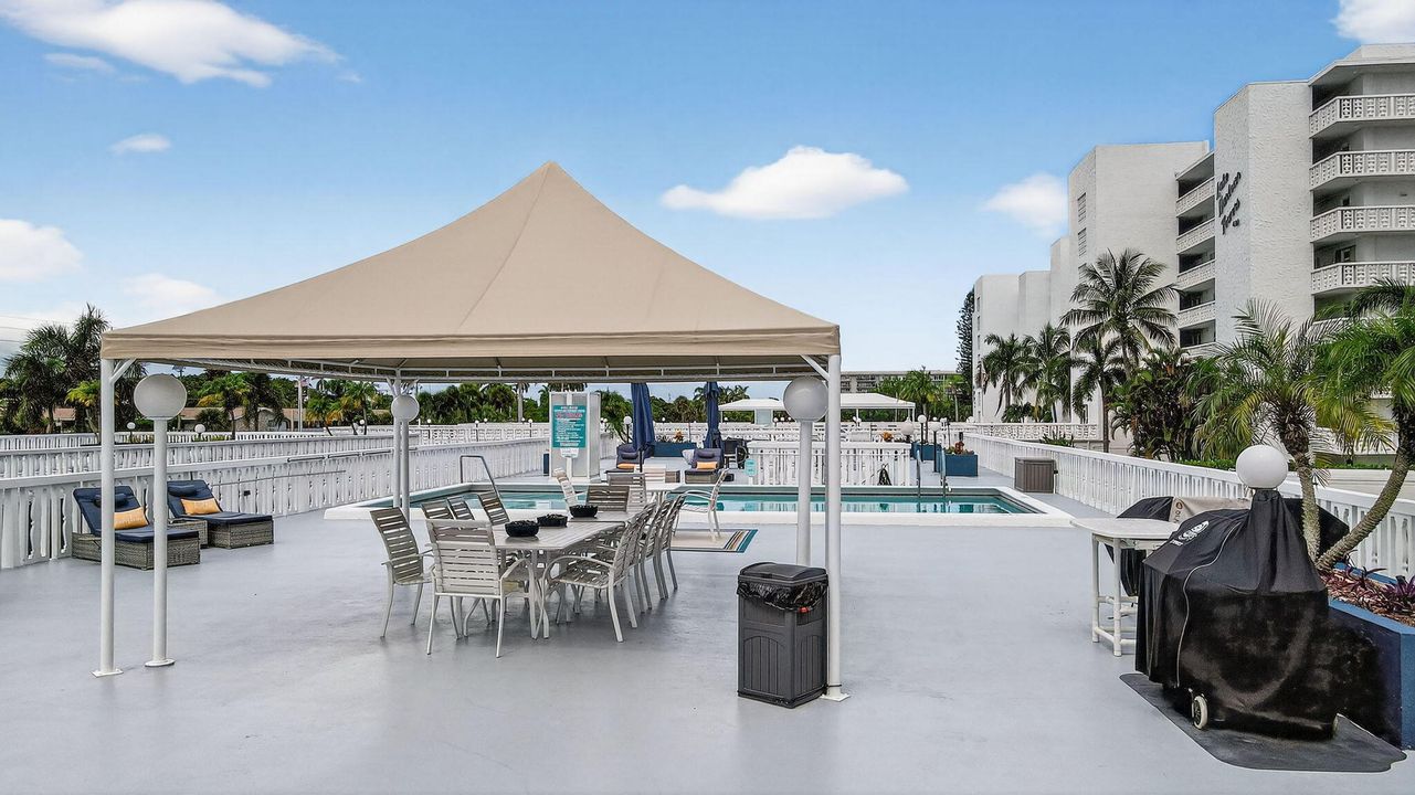 На продажу: $460,000 (2 спален, 2 ванн, 1316 Квадратных фут)