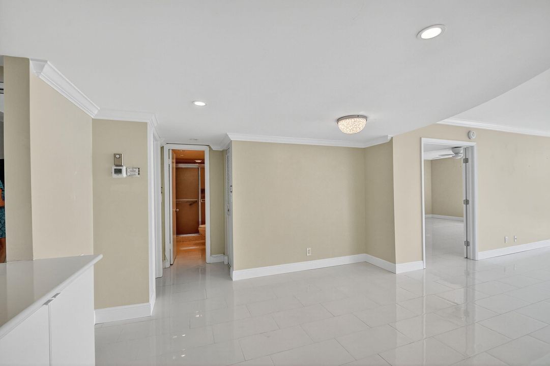 На продажу: $460,000 (2 спален, 2 ванн, 1316 Квадратных фут)