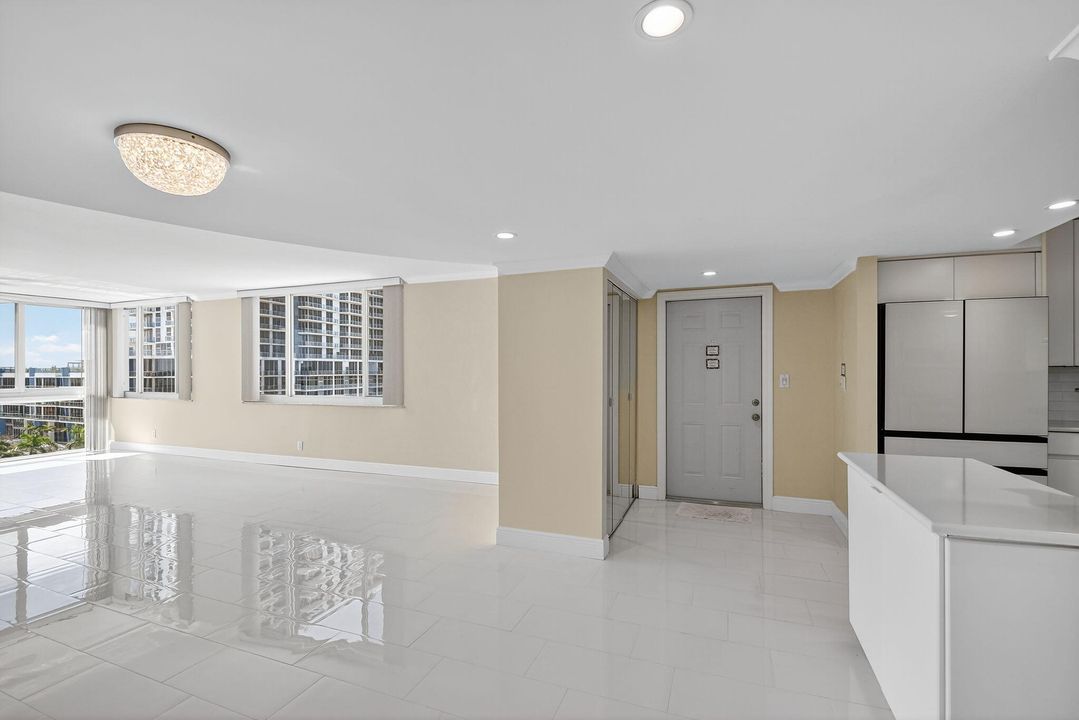 На продажу: $460,000 (2 спален, 2 ванн, 1316 Квадратных фут)