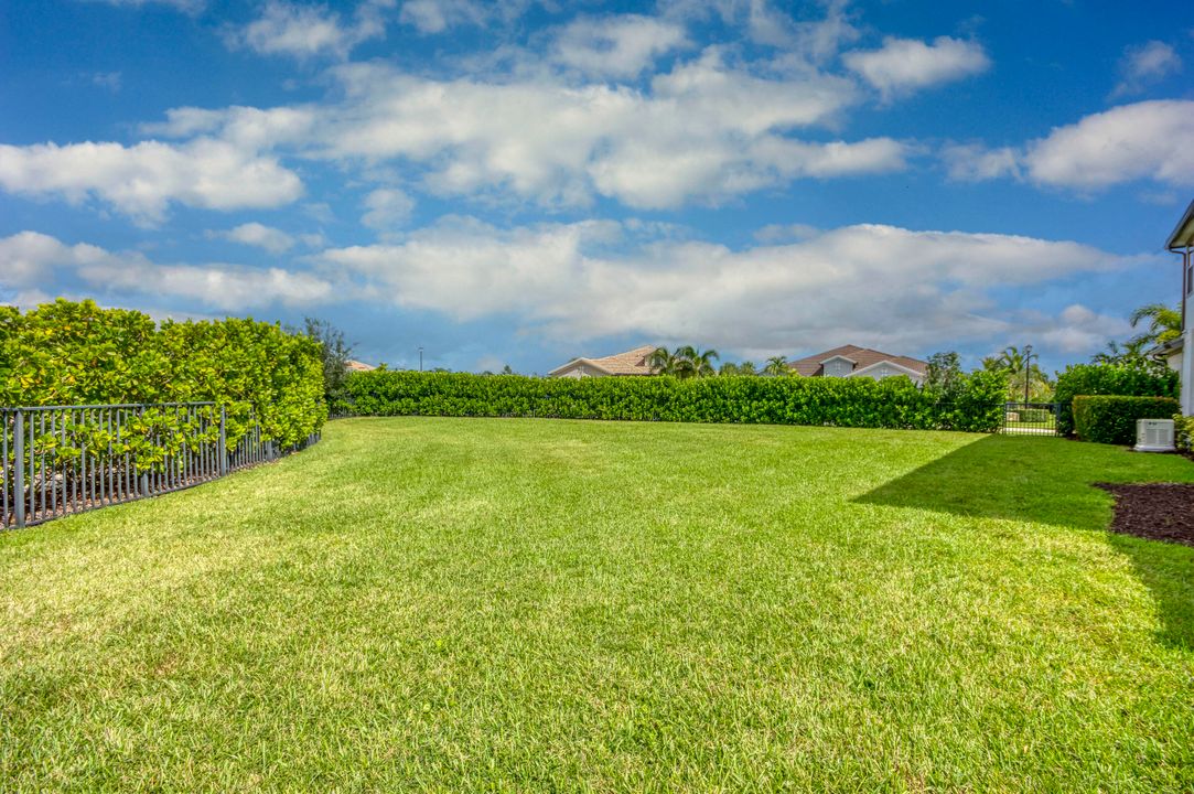 На продажу: $2,500,000 (5 спален, 5 ванн, 5103 Квадратных фут)