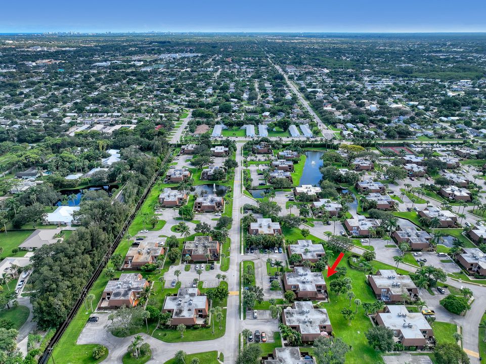 Activo con contrato: $389,000 (2 camas, 2 baños, 1470 Pies cuadrados)