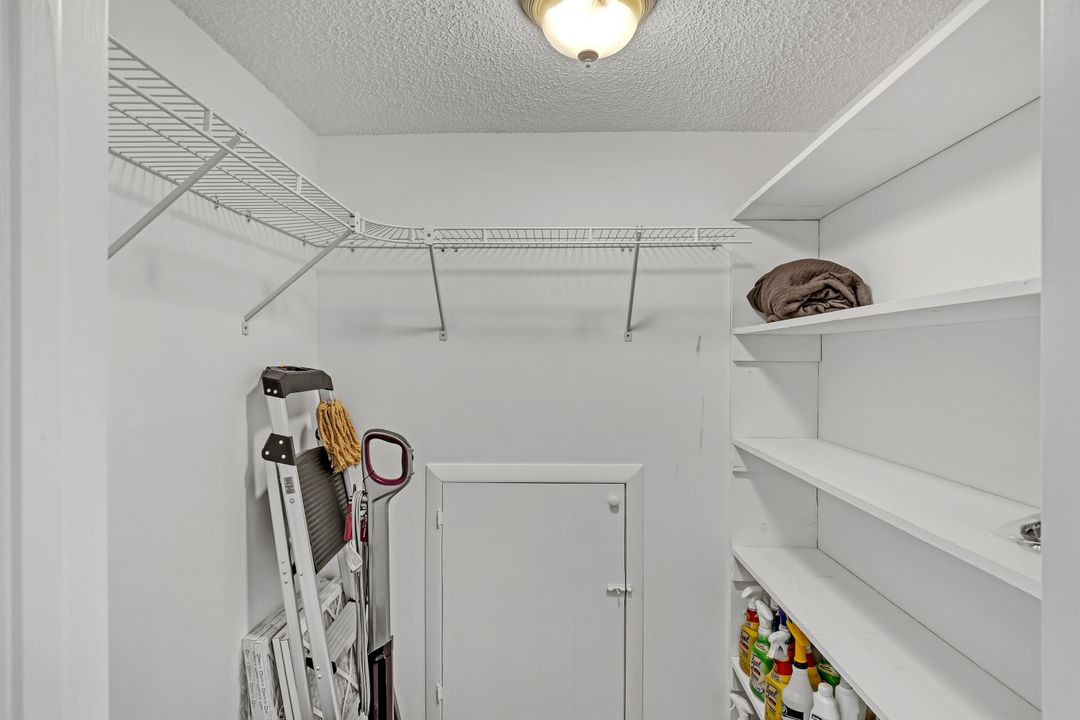 Activo con contrato: $389,000 (2 camas, 2 baños, 1470 Pies cuadrados)