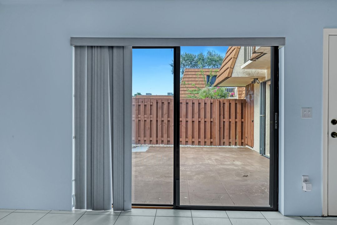 Activo con contrato: $389,000 (2 camas, 2 baños, 1470 Pies cuadrados)