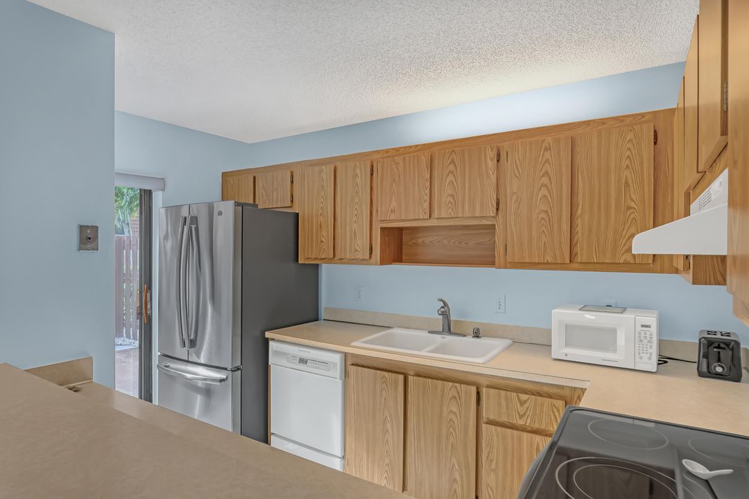 Activo con contrato: $389,000 (2 camas, 2 baños, 1470 Pies cuadrados)