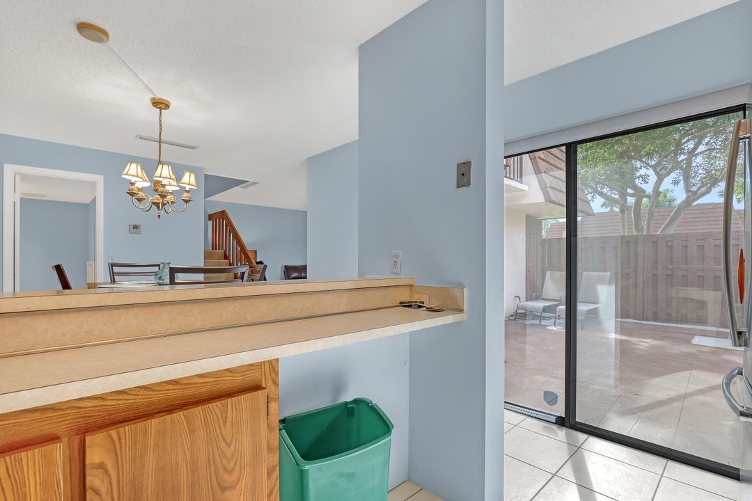 Activo con contrato: $389,000 (2 camas, 2 baños, 1470 Pies cuadrados)