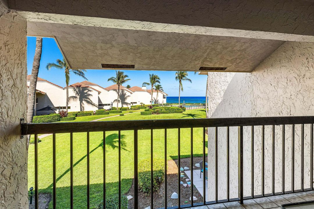 En Venta: $1,695,000 (3 camas, 2 baños, 3012 Pies cuadrados)