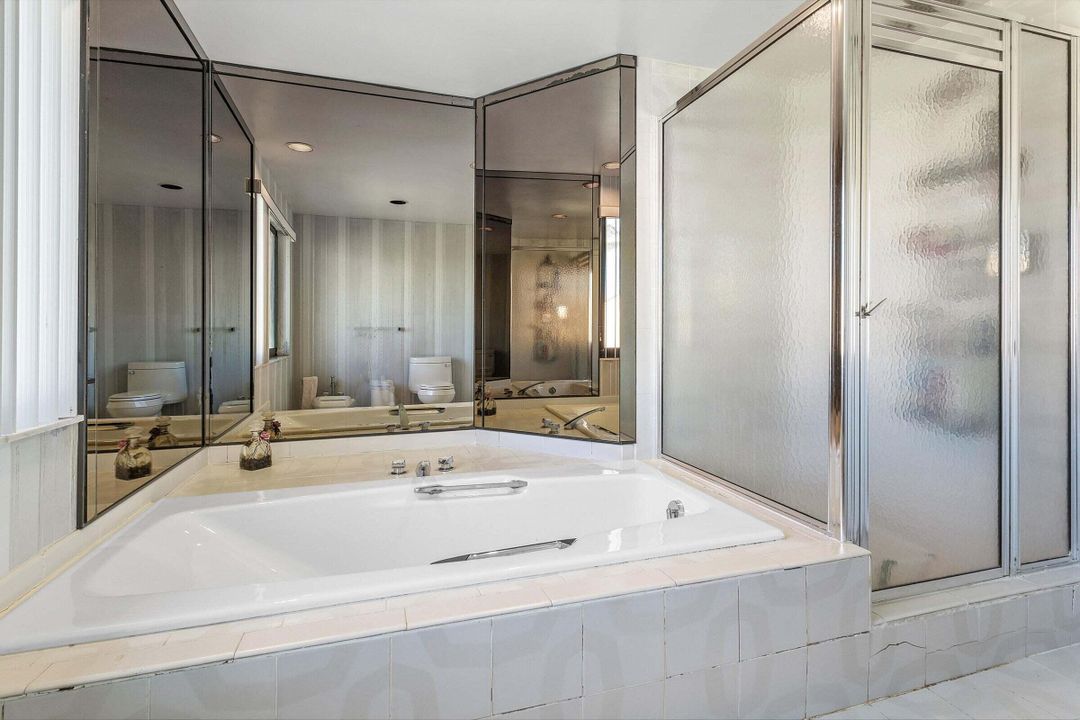 En Venta: $1,695,000 (3 camas, 2 baños, 3012 Pies cuadrados)