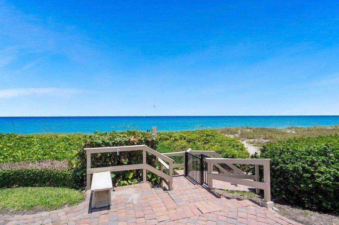 En Venta: $1,695,000 (3 camas, 2 baños, 3012 Pies cuadrados)