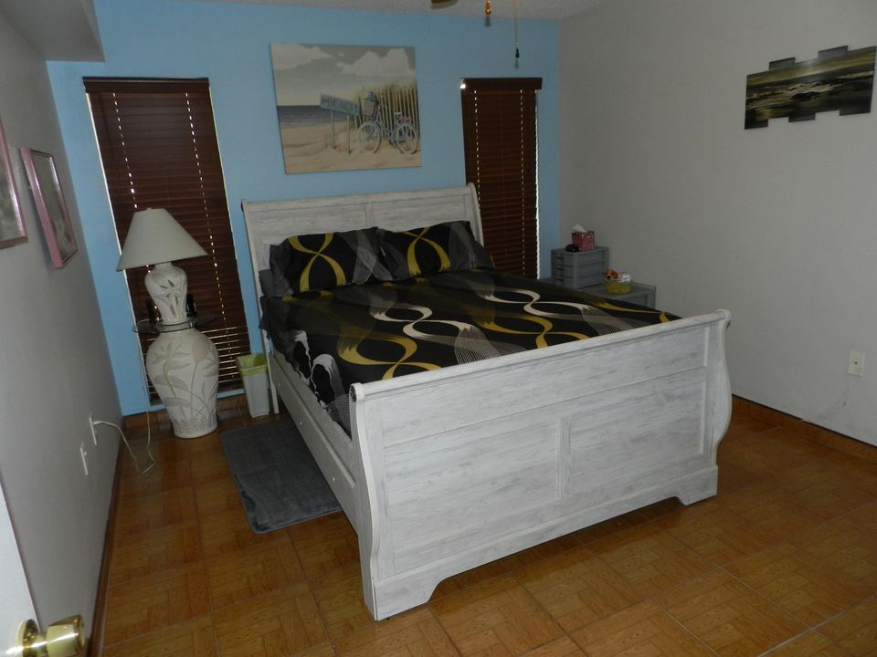 En Venta: $199,500 (2 camas, 2 baños, 1080 Pies cuadrados)