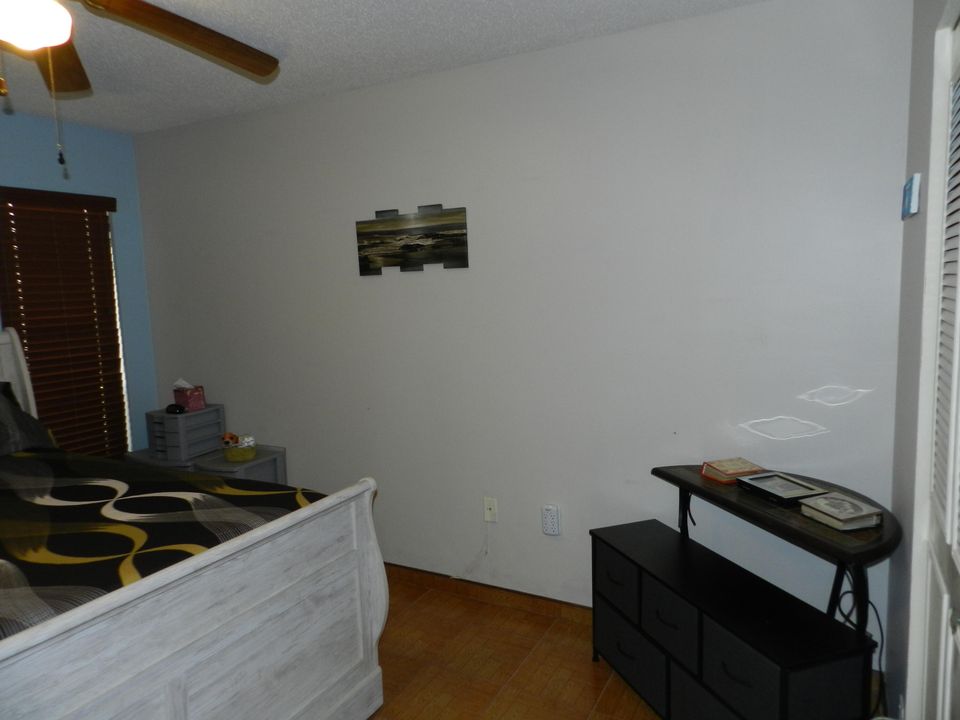 En Venta: $199,500 (2 camas, 2 baños, 1080 Pies cuadrados)