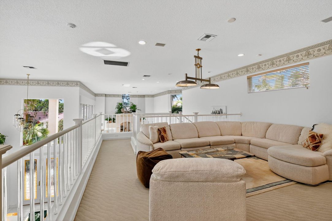 For Sale: $7,775,000 (4 beds, 4 baths, 4394 Square Feet)