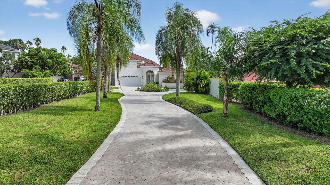 For Sale: $7,775,000 (4 beds, 4 baths, 4394 Square Feet)