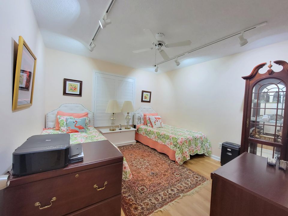 For Rent: $3,500 (2 beds, 2 baths, 1178 Square Feet)