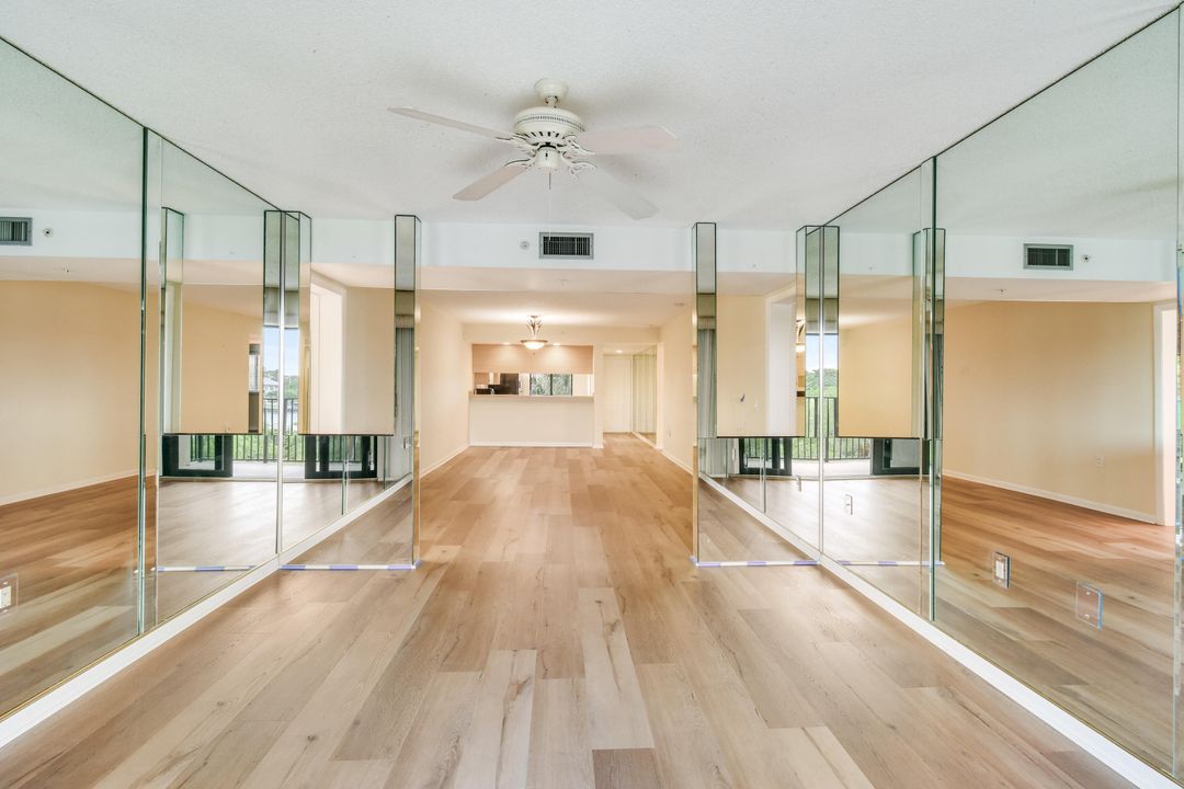 Под контрактом: $2,600 (2 спален, 2 ванн, 1385 Квадратных фут)