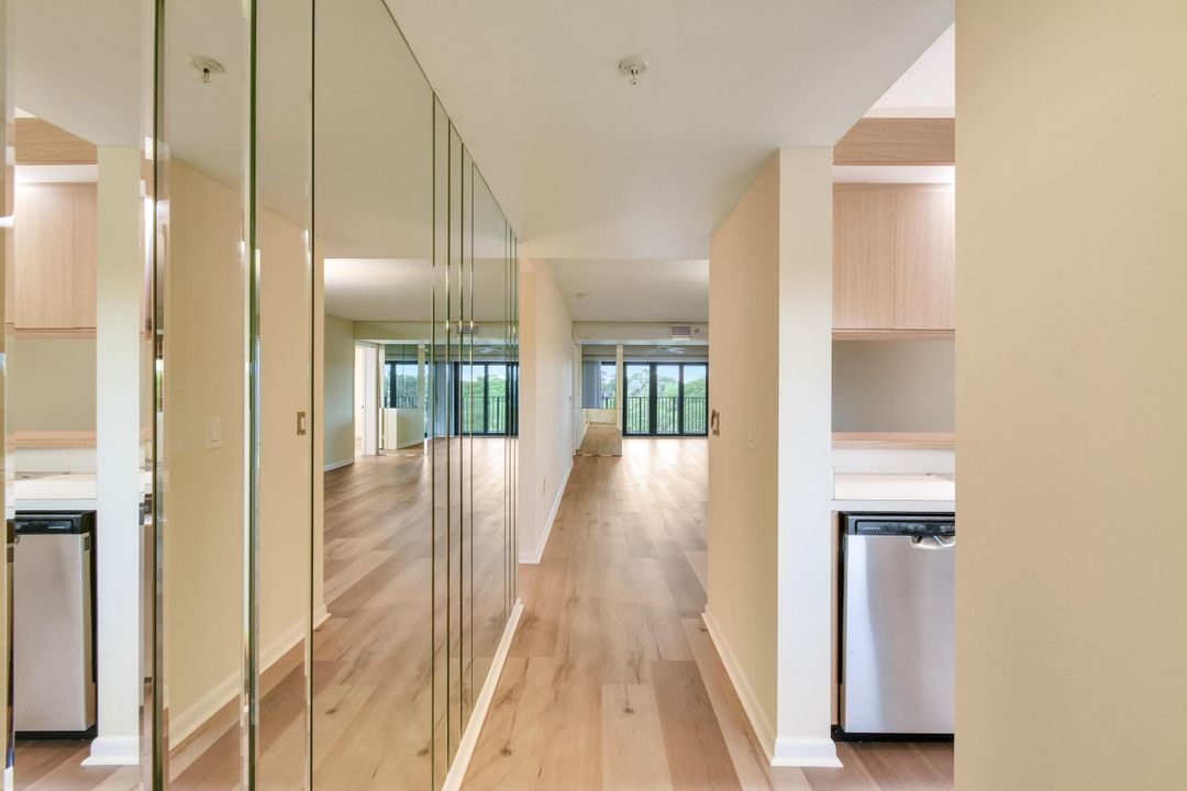 Под контрактом: $2,600 (2 спален, 2 ванн, 1385 Квадратных фут)