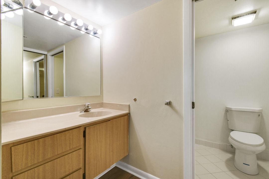 Под контрактом: $2,600 (2 спален, 2 ванн, 1385 Квадратных фут)