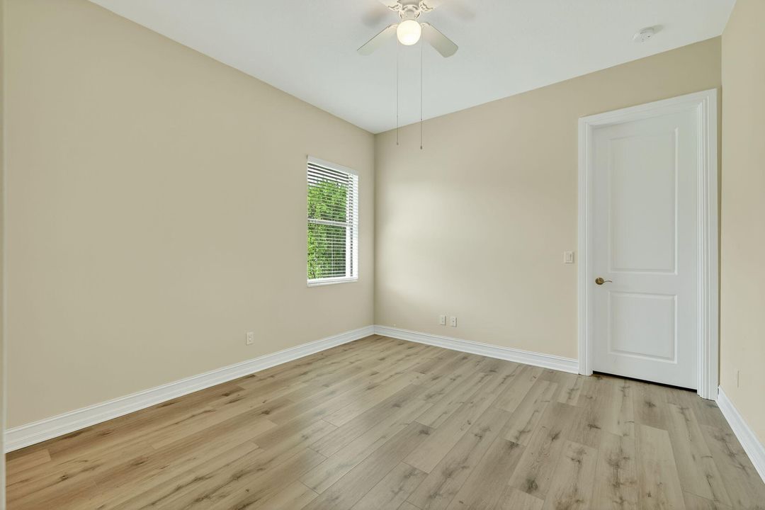 For Sale: $1,325,000 (4 beds, 4 baths, 3523 Square Feet)