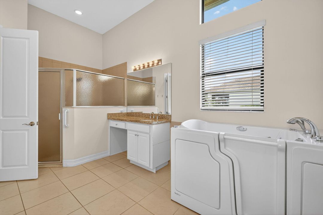 For Sale: $1,325,000 (4 beds, 4 baths, 3523 Square Feet)