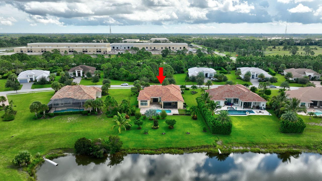 For Sale: $1,325,000 (4 beds, 4 baths, 3523 Square Feet)