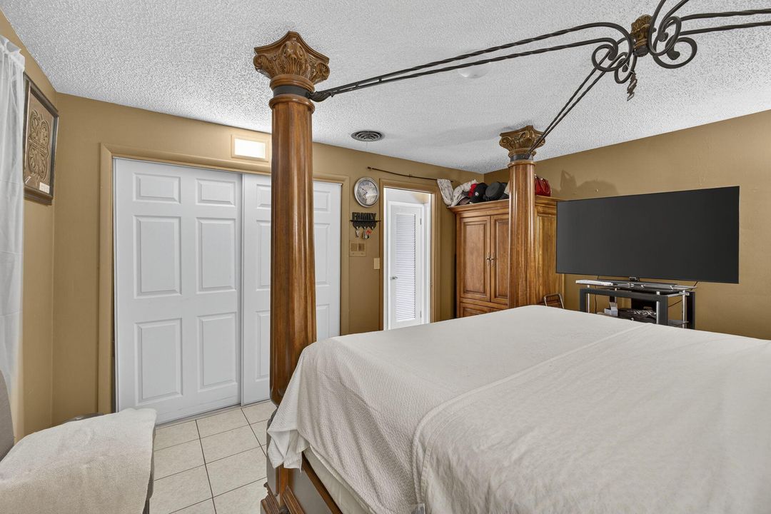 Activo con contrato: $530,000 (4 camas, 2 baños, 1835 Pies cuadrados)