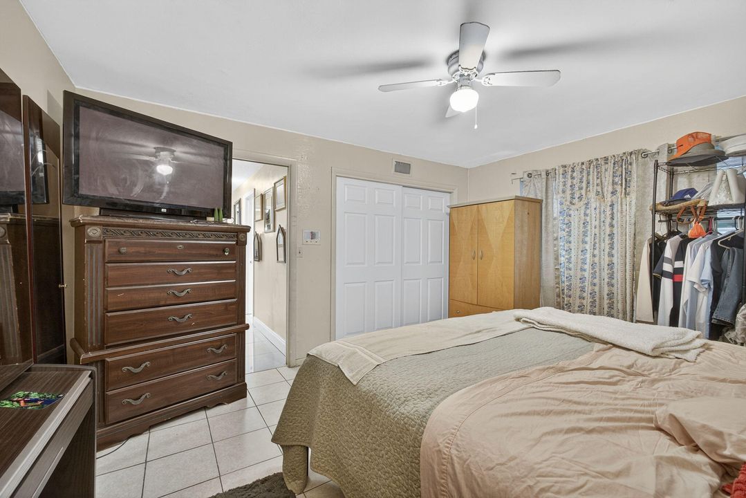 Activo con contrato: $530,000 (4 camas, 2 baños, 1835 Pies cuadrados)