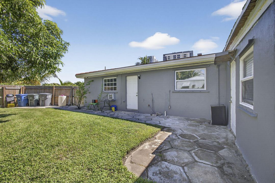 Activo con contrato: $530,000 (4 camas, 2 baños, 1835 Pies cuadrados)