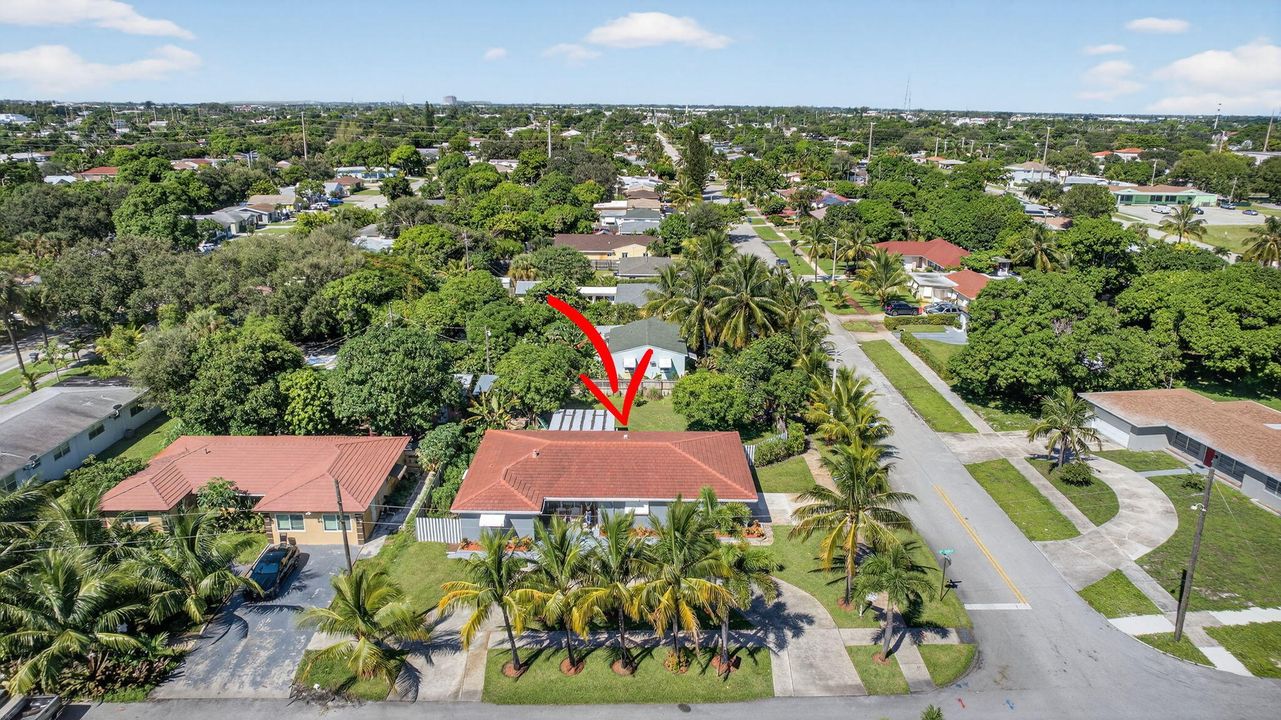 Activo con contrato: $530,000 (4 camas, 2 baños, 1835 Pies cuadrados)