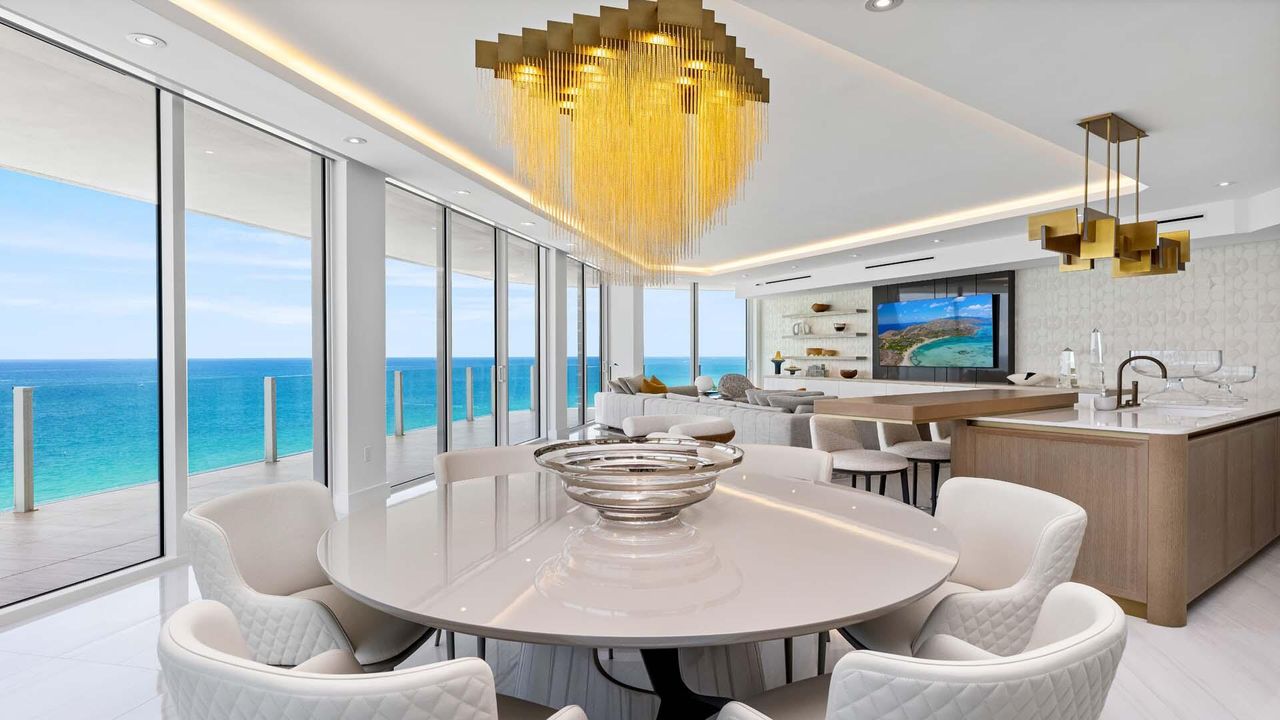 For Sale: $5,575,000 (2 beds, 2 baths, 2031 Square Feet)