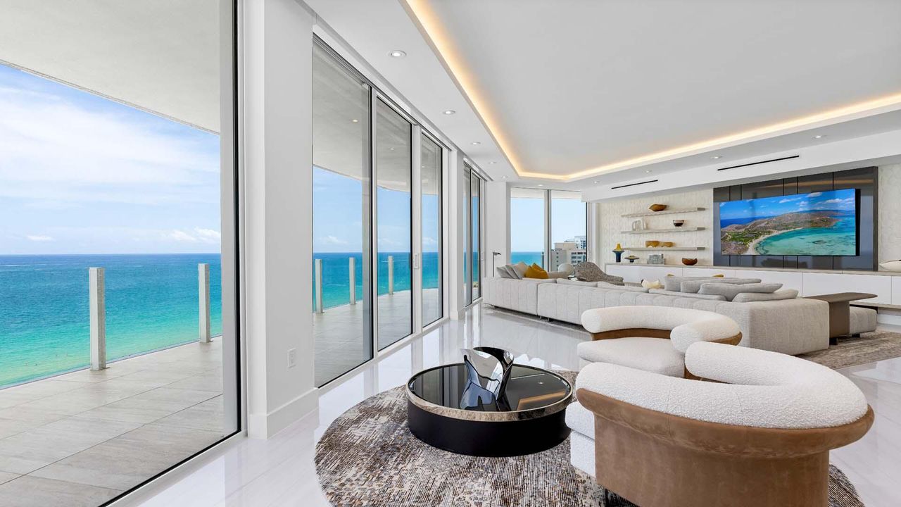 For Sale: $5,575,000 (2 beds, 2 baths, 2031 Square Feet)