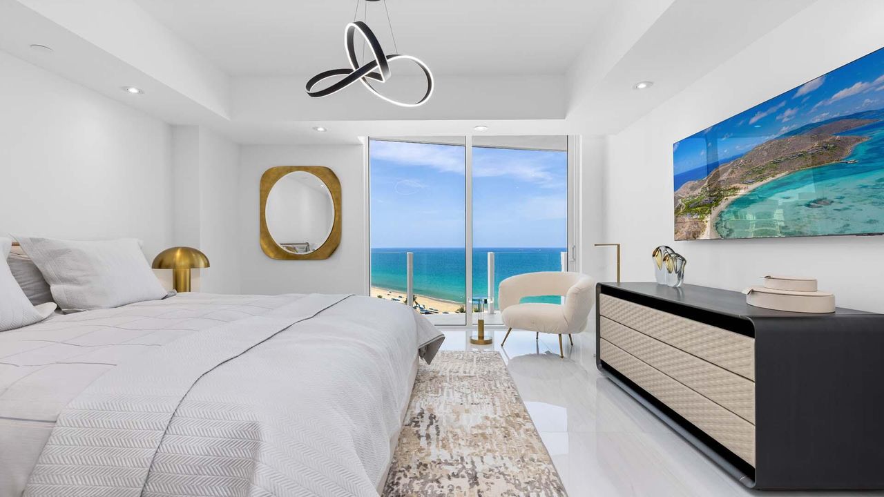 For Sale: $5,575,000 (2 beds, 2 baths, 2031 Square Feet)