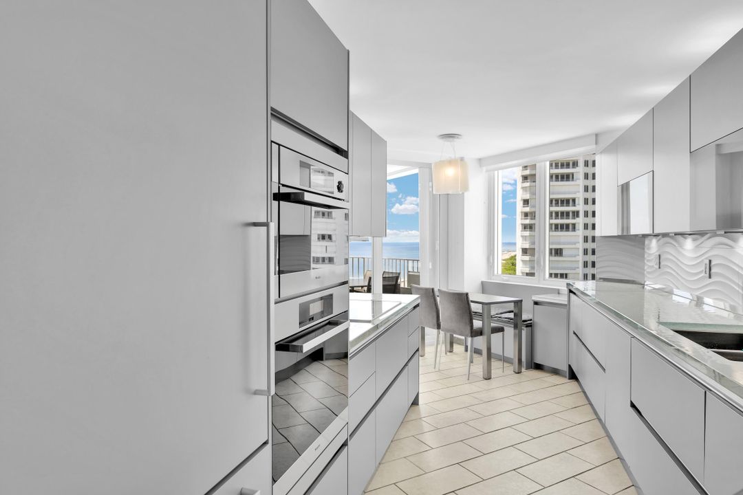 Active With Contract: $1,549,000 (2 beds, 2 baths, 1446 Square Feet)