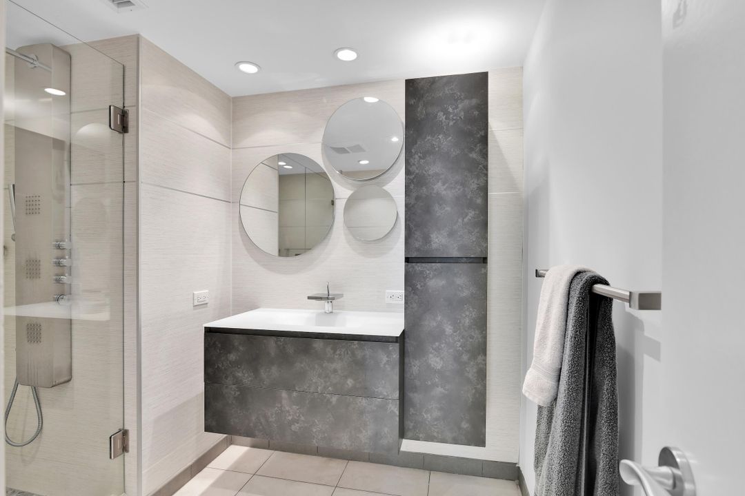 Active With Contract: $1,549,000 (2 beds, 2 baths, 1446 Square Feet)