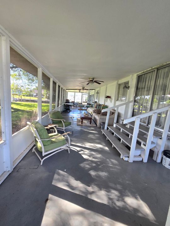 For Sale: $189,000 (3 beds, 2 baths, 960 Square Feet)