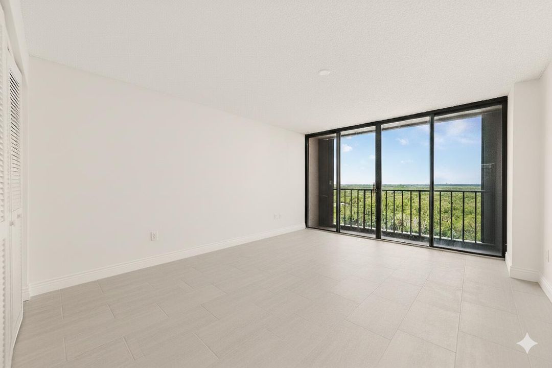 For Sale: $354,900 (2 beds, 2 baths, 1422 Square Feet)