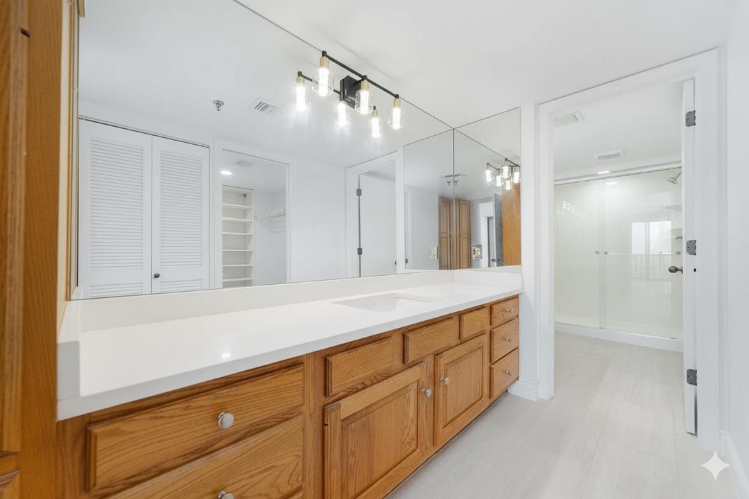 For Sale: $354,900 (2 beds, 2 baths, 1422 Square Feet)