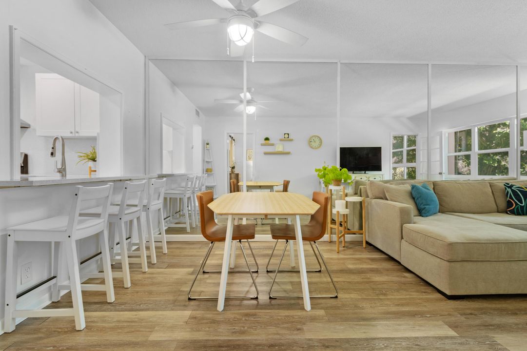 На продажу: $239,000 (1 спален, 1 ванн, 715 Квадратных фут)