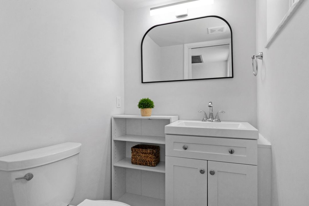 На продажу: $239,000 (1 спален, 1 ванн, 715 Квадратных фут)