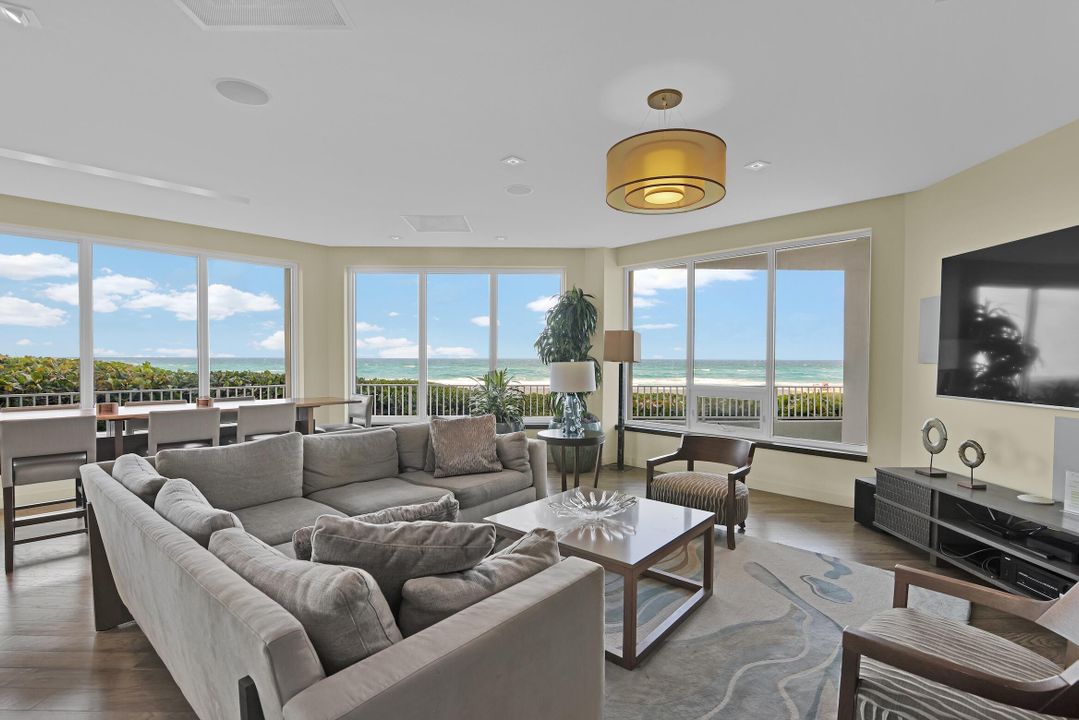 Active With Contract: $1,549,000 (2 beds, 2 baths, 1446 Square Feet)