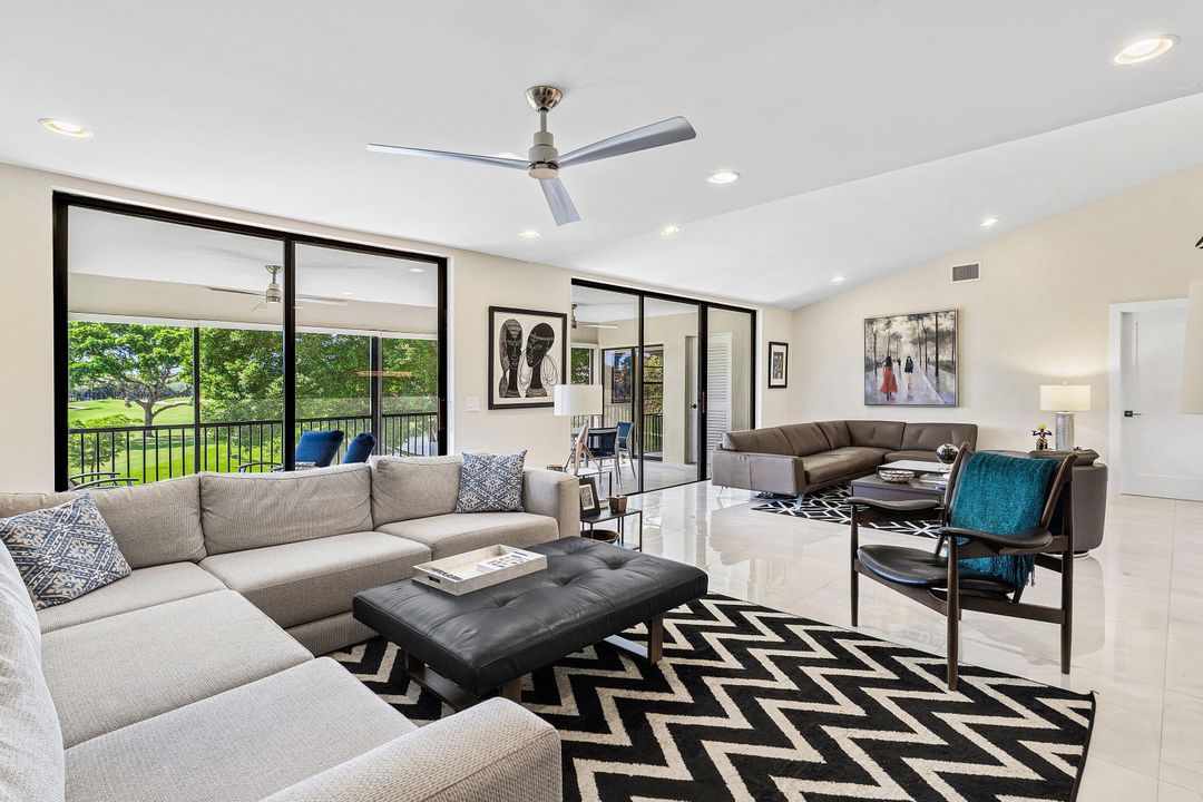 Active With Contract: $338,900 (3 beds, 2 baths, 1809 Square Feet)