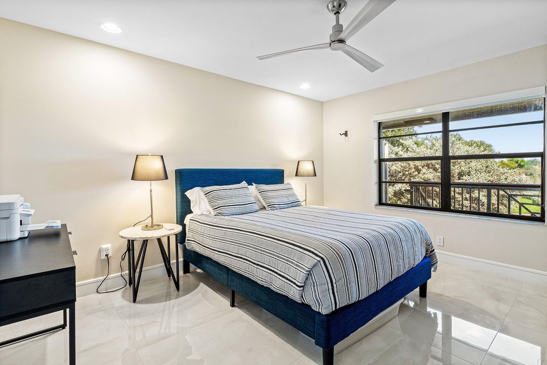 Active With Contract: $338,900 (3 beds, 2 baths, 1809 Square Feet)