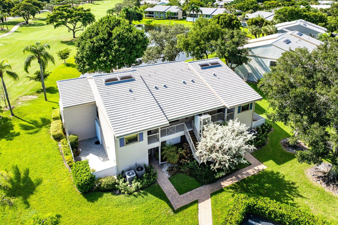 Active With Contract: $338,900 (3 beds, 2 baths, 1809 Square Feet)