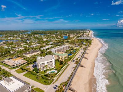 For Sale: $1,275,000 (2 beds, 2 baths, 1600 Square Feet)